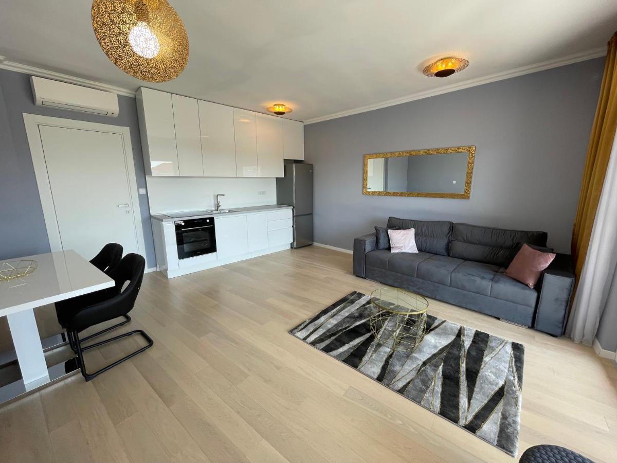 Lux Nanea Apartment 克尔克 外观 照片