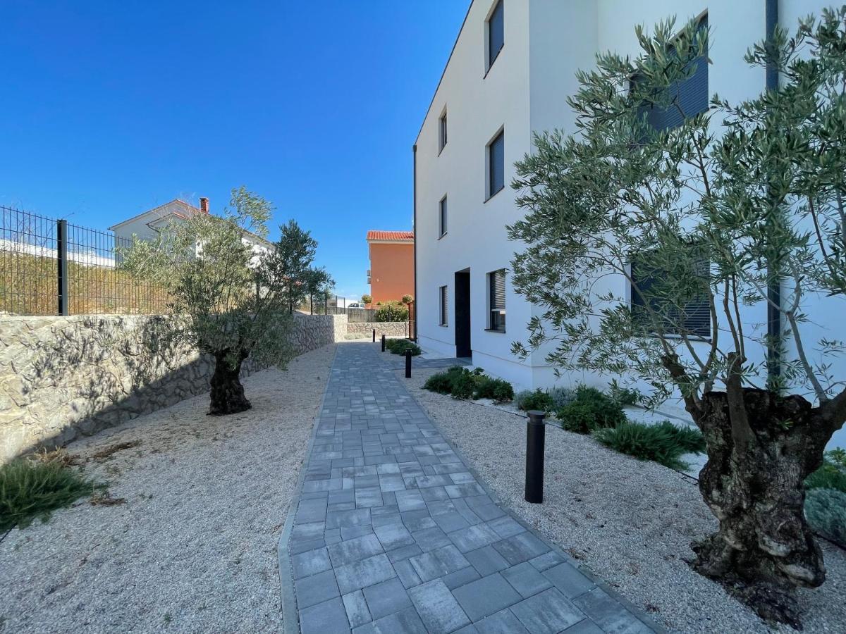 Lux Nanea Apartment 克尔克 外观 照片