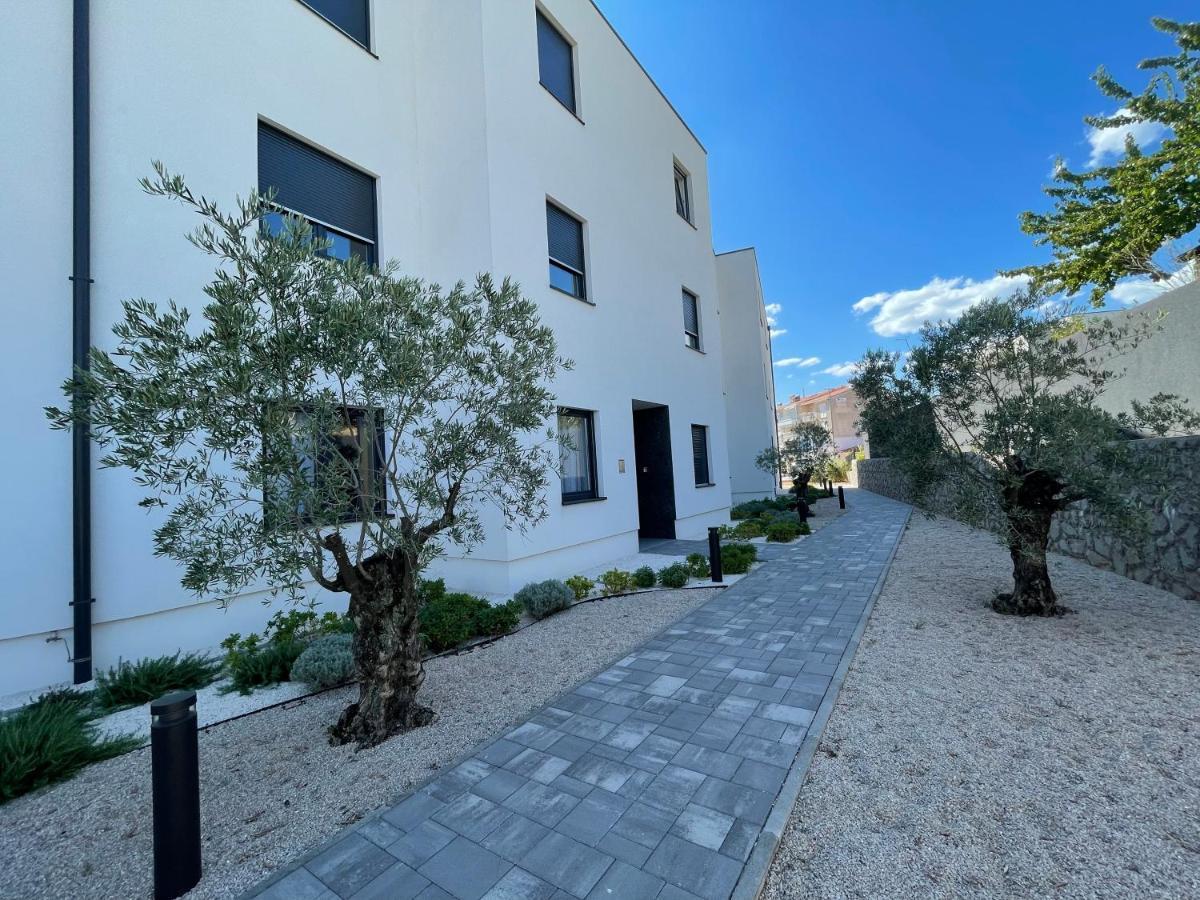 Lux Nanea Apartment 克尔克 外观 照片